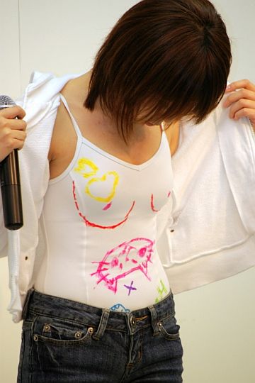 hitomi_oda_otasuke_pickup3.jpg
