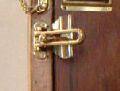 hotellockisunsafe.jpg