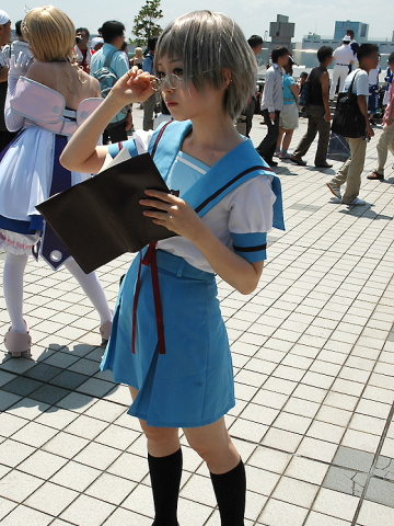 涼宮ハルヒのコスプレ特集２ 長門有希VS朝比奈みくる!!!